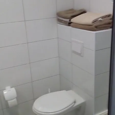 Anka Okrug Gornji Trogir